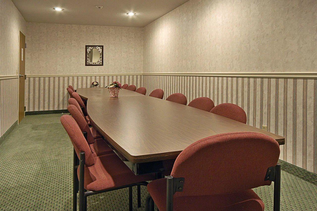 Super 8 By Wyndham Canandaigua Extérieur photo