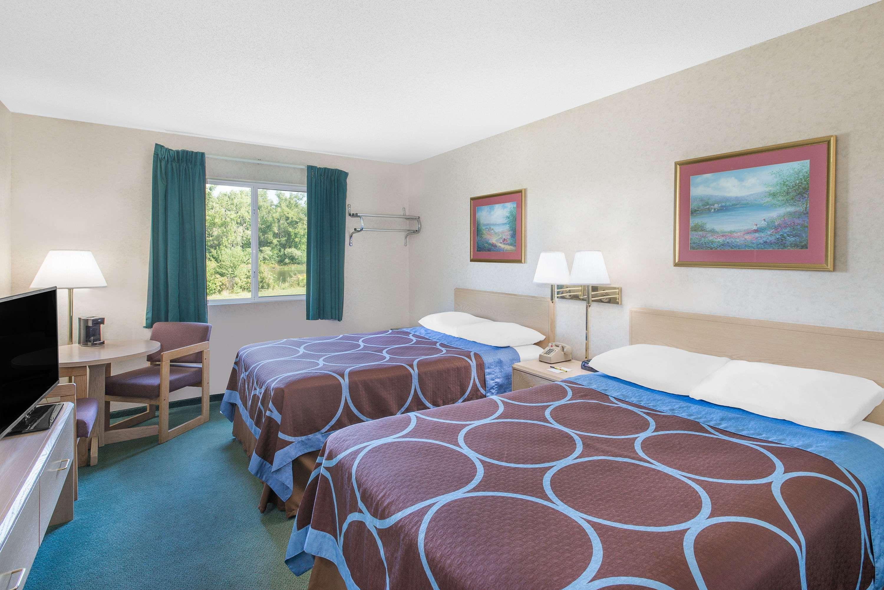 Super 8 By Wyndham Canandaigua Extérieur photo