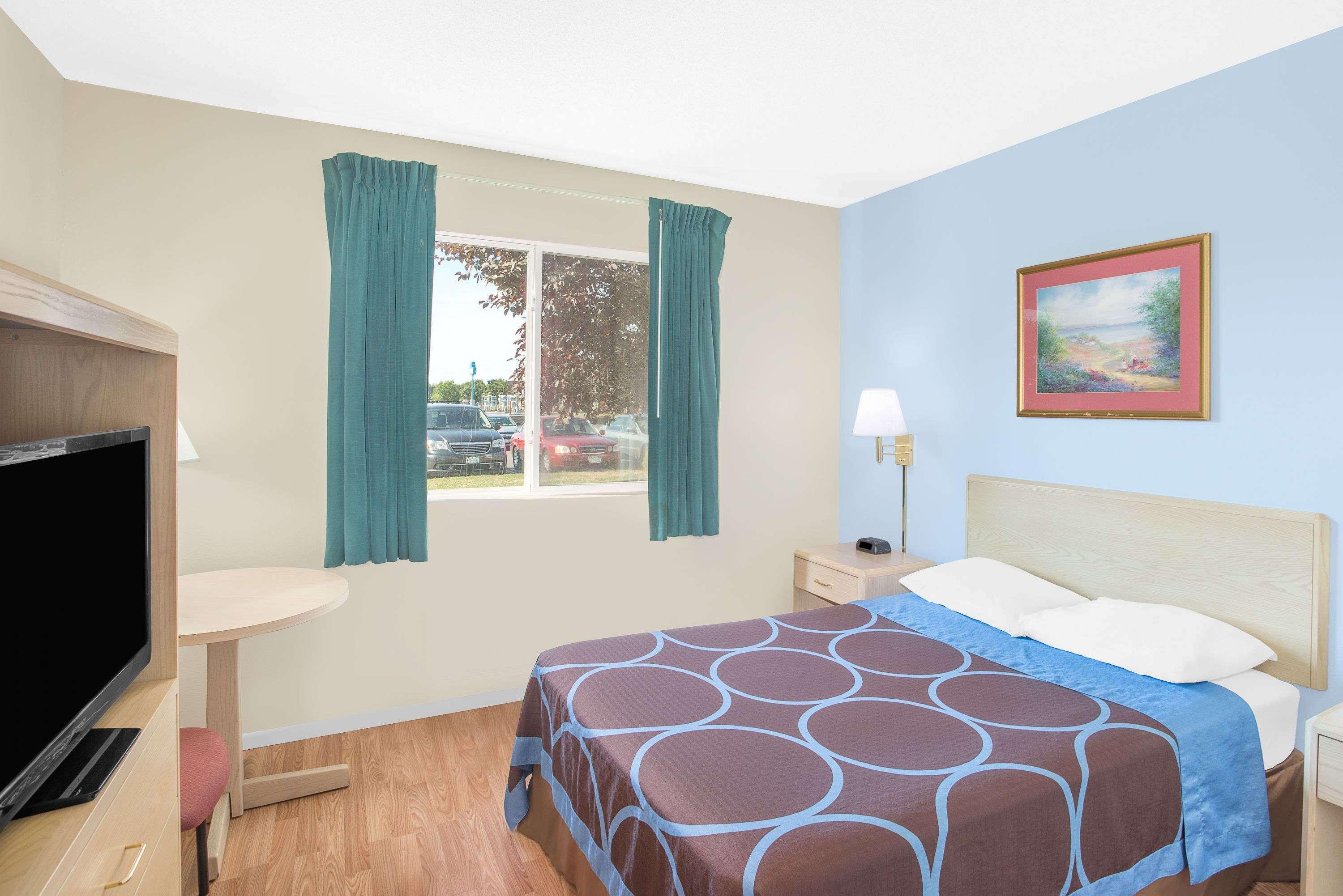 Super 8 By Wyndham Canandaigua Extérieur photo