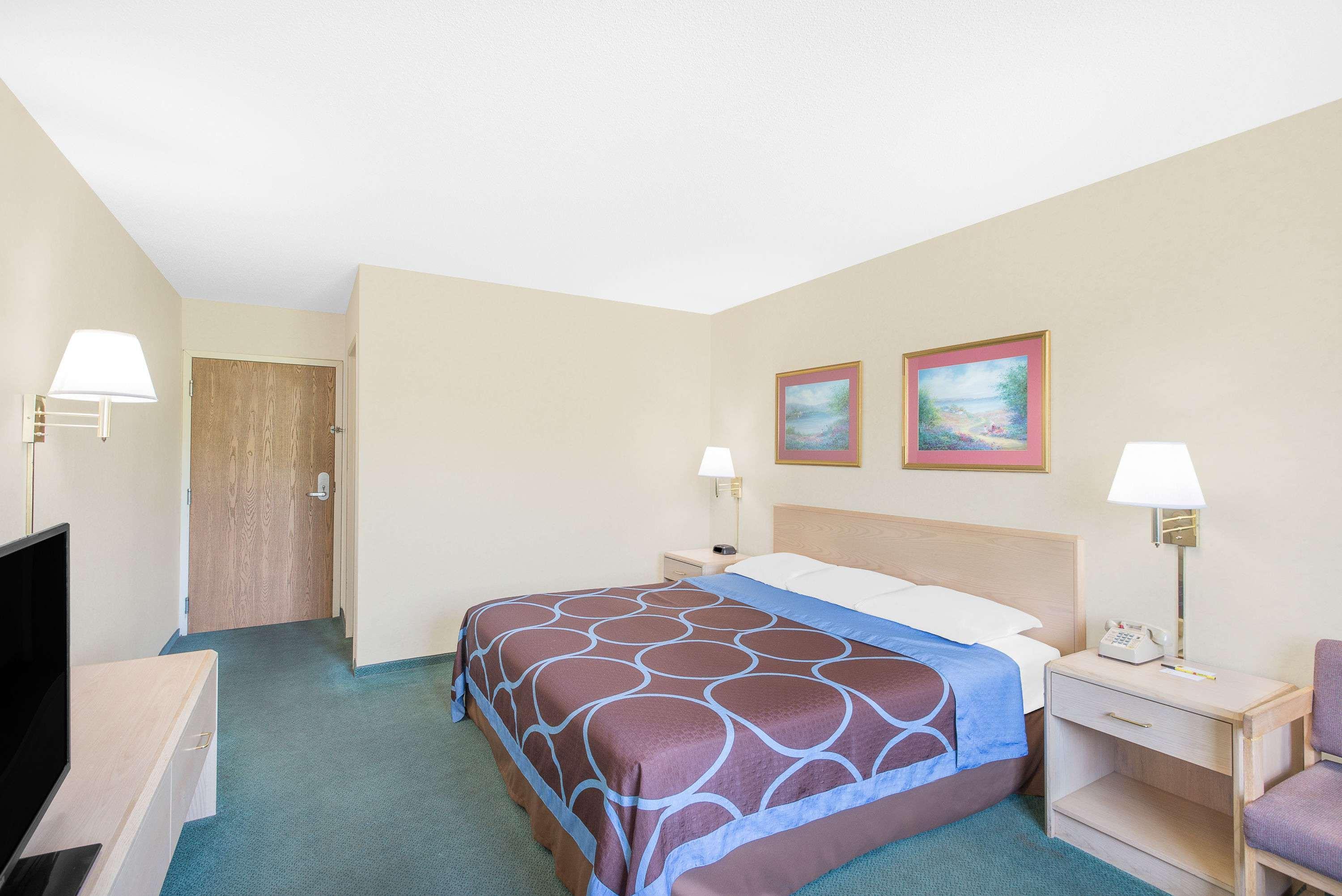Super 8 By Wyndham Canandaigua Extérieur photo