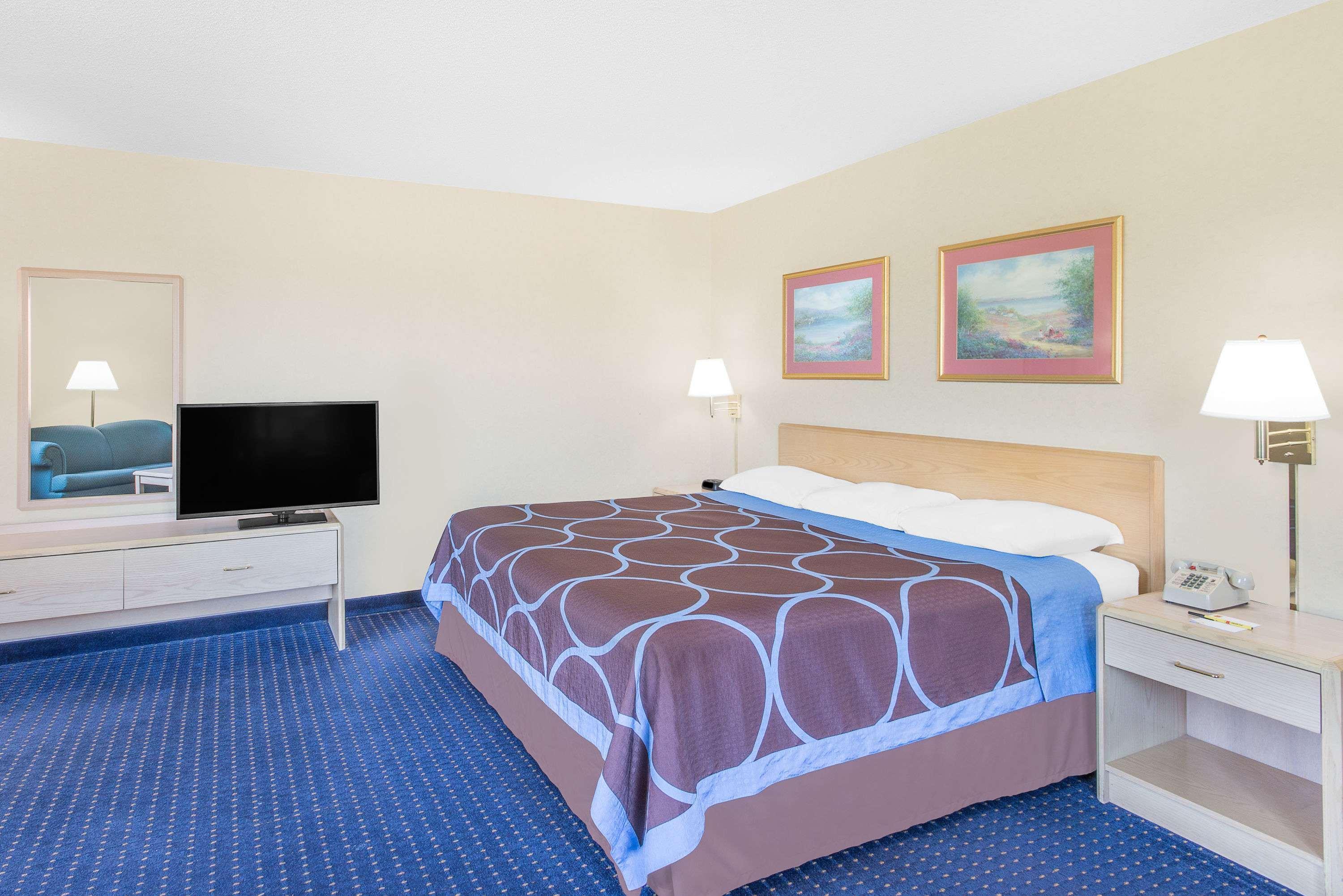 Super 8 By Wyndham Canandaigua Extérieur photo