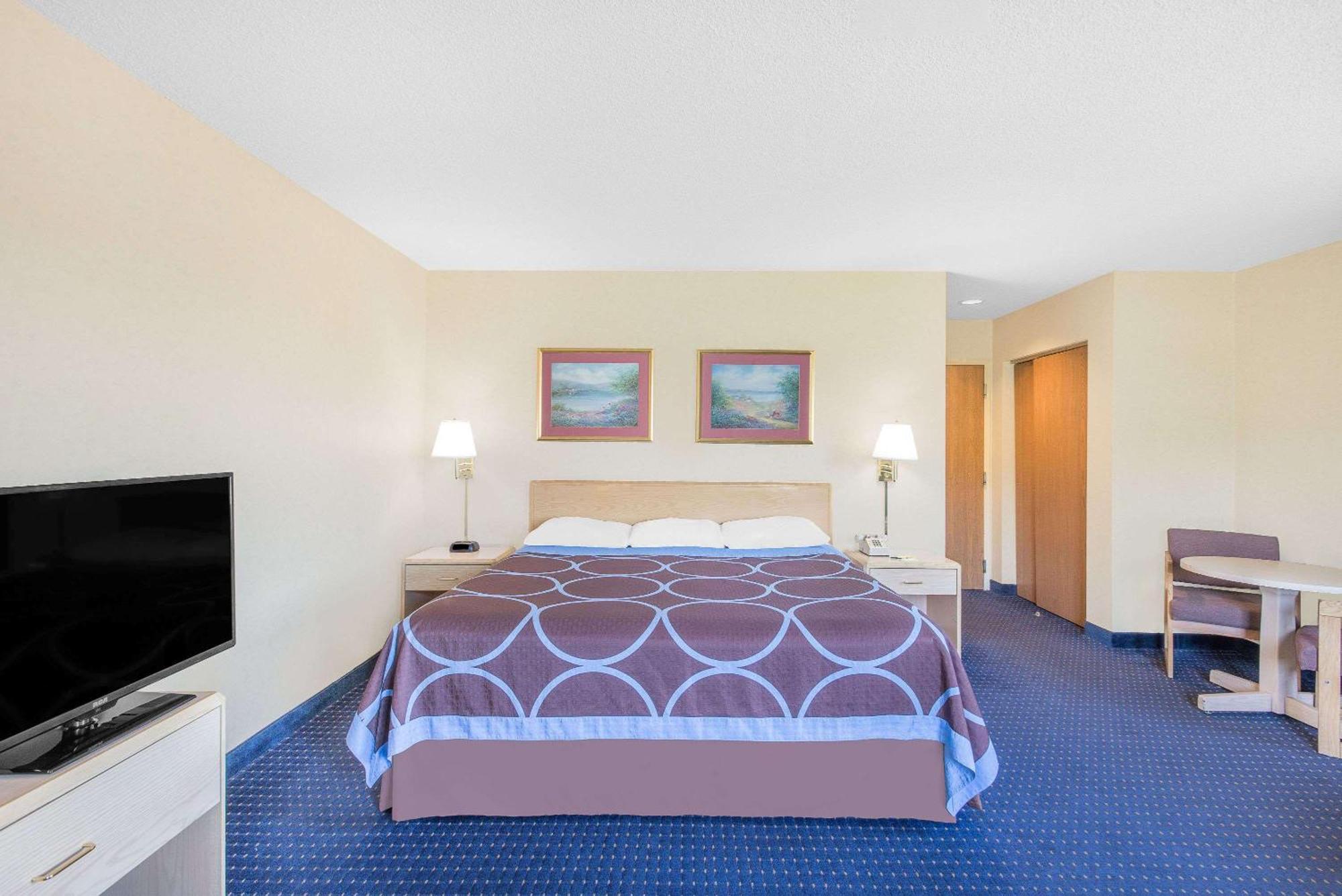Super 8 By Wyndham Canandaigua Extérieur photo